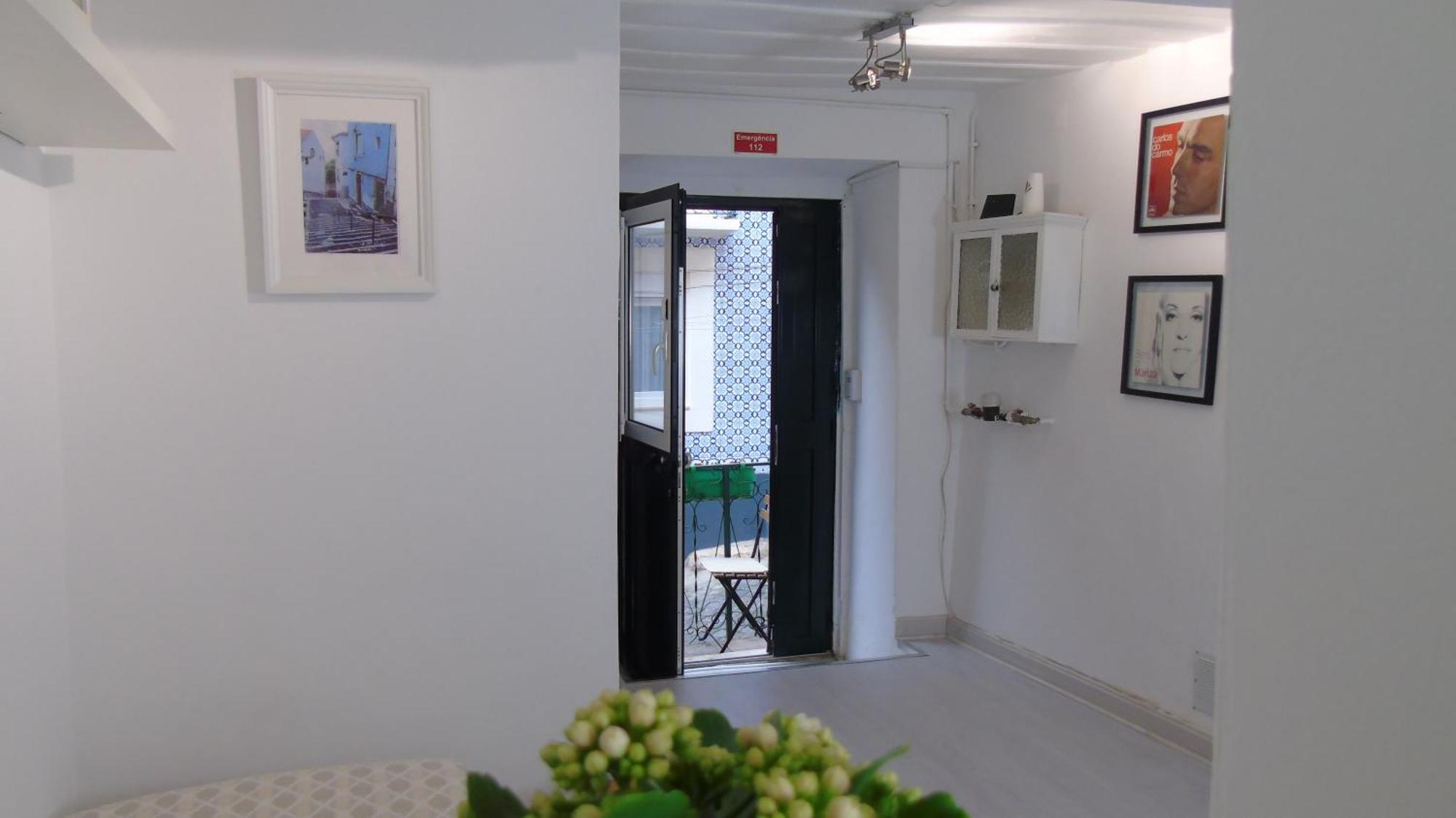 Apartment Cosy. 3 Guests Lisbon Exterior photo